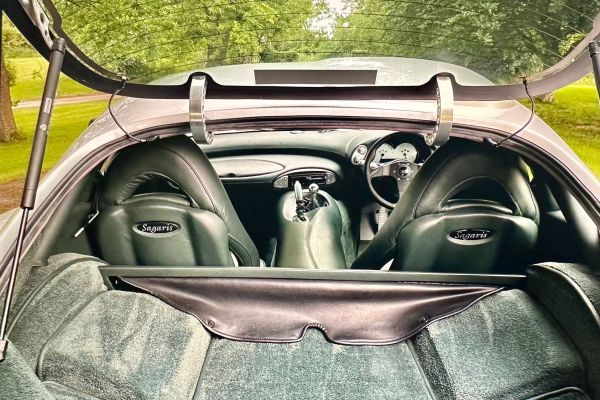 tvr-sagaris-7BB974640-BB46-4C62-BDC1-8C7BD7E55BE3.jpg