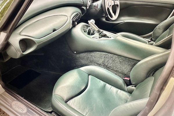 tvr-sagaris-9D8485789-3B62-A2F4-D6DB-1F5A07202AE8.jpg