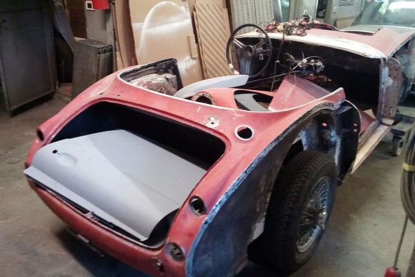 austin-healey-iii-3D8108F82-0788-9871-2ACA-AE9D3F15C933.jpg