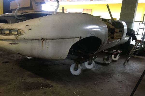 jaguar-e-tipe-11A3AD6D26-29A0-D3E4-8196-4121A3F3687B.jpg