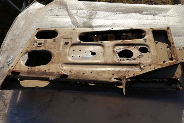 jaguar-e-tipe-508CF77A11-BDE3-23E1-995B-E0D63E453849.jpg