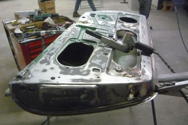 jaguar-xk-120-coupe-37515B1DB6-E136-343F-C2F8-AE31FEF2EDE5.jpg