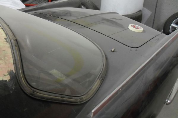 maserati-3500-gt-29708CD8B2-EE53-2591-27EF-237231687C21.jpg