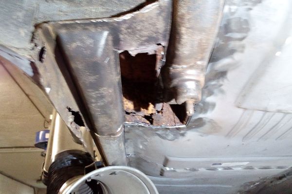 mercedes-190-cabrio-318A627B98-7E13-ECA5-80E5-800B7F81E50D.jpg