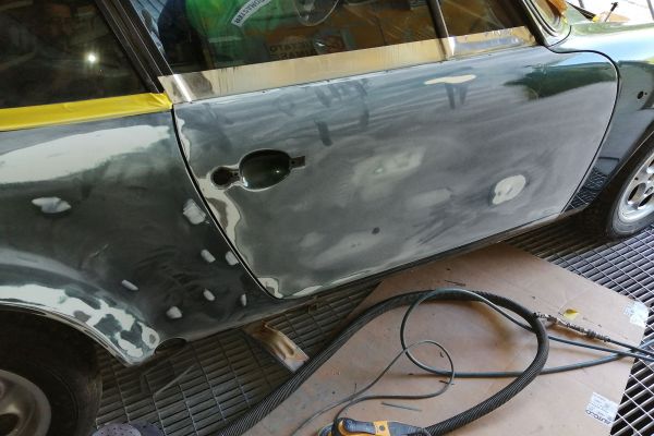 porsche-911-135853061B-2D8B-08E4-FC57-319068C9BC4E.jpg