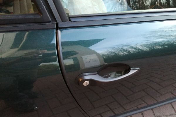 porsche-911-793D73C3F3-5E6B-D10B-F844-30DABBE540FA.jpg