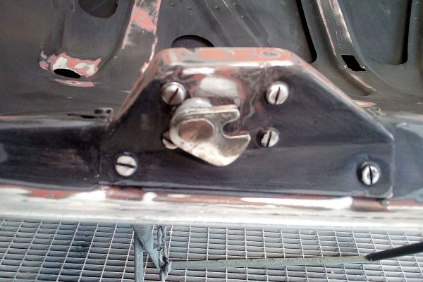 roll-royce-silver-cluod-3-609787057-8FB0-D13D-F470-FDB4242A5801.jpg